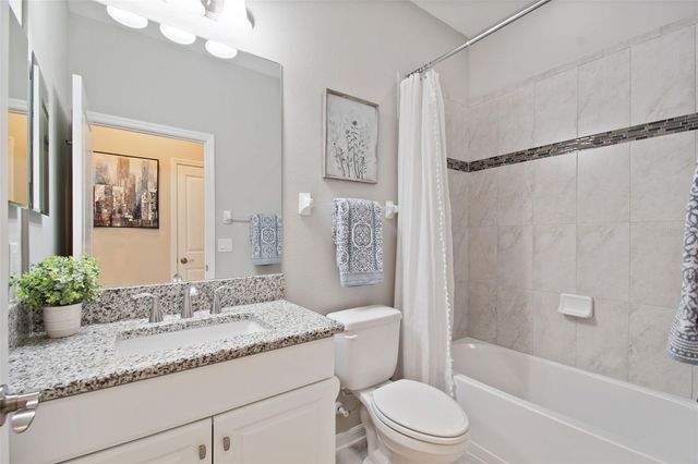 21752 INDIAN SUMMER DRIVE, Land O Lakes, FL 34637