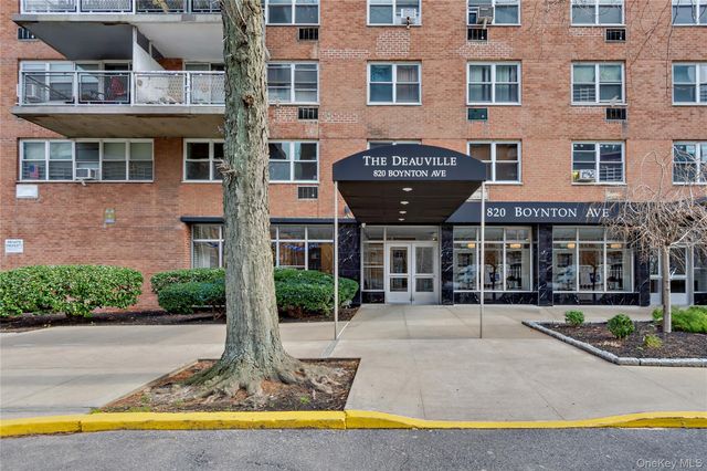 820 Boynton Avenue 13E, Bronx, NY 10473