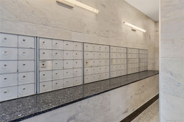 820 Boynton Avenue 13E, Bronx, NY 10473