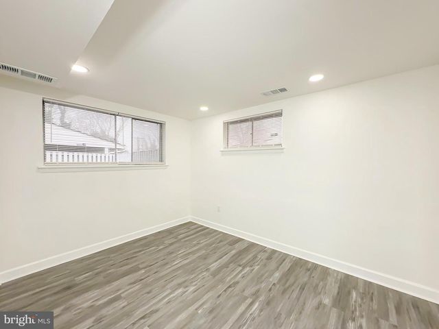 6005 MIDDLETON LN, Temple Hills, MD 20748