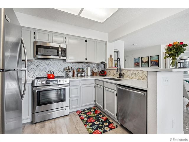 4827 White Rock Circle E, Boulder, CO 80301
