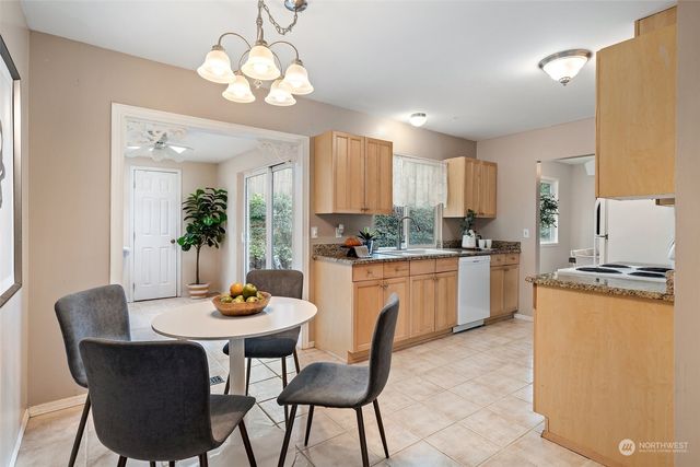 3307 SW 331st Street, Federal Way, WA 98023