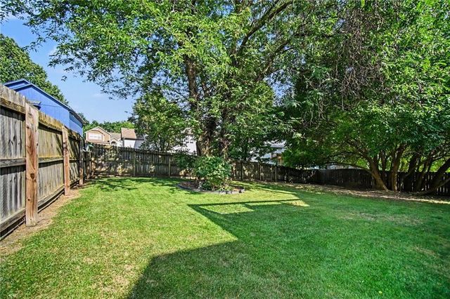 1501 Delaware Ridge Place, Kansas City, KS 66109