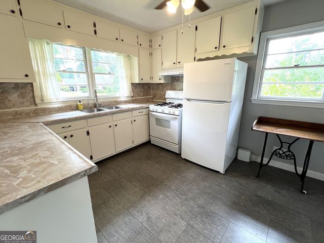 492 Stark Street, Lawrenceville, GA 30046