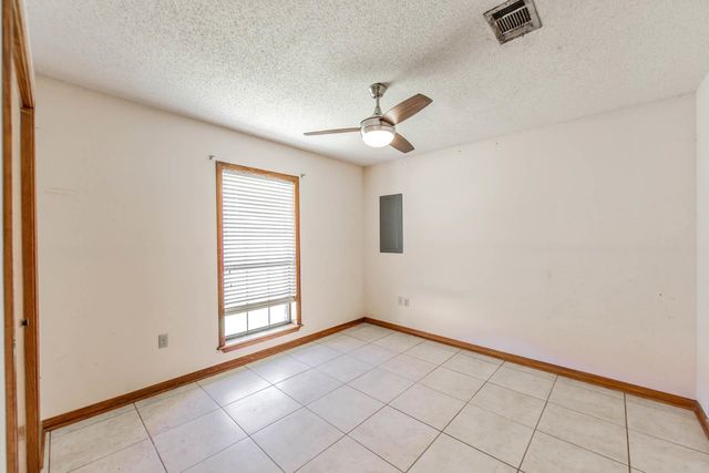 109 Victoria Dr, Houma, LA 70360