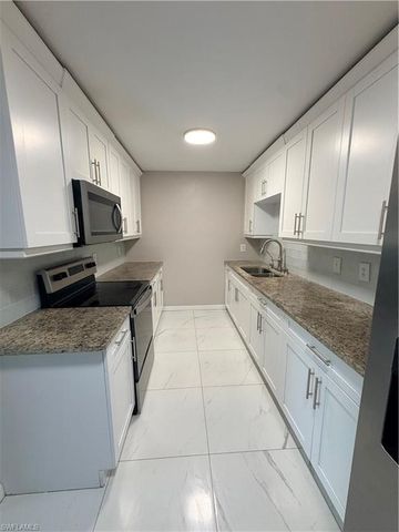 18572 Sarasota RD, Fort Myers, FL 33967