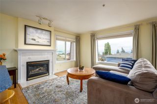 910 34th Street #202, Anacortes, WA 98221