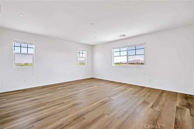 3553 Mill Creek Dr, Perris, CA 92570