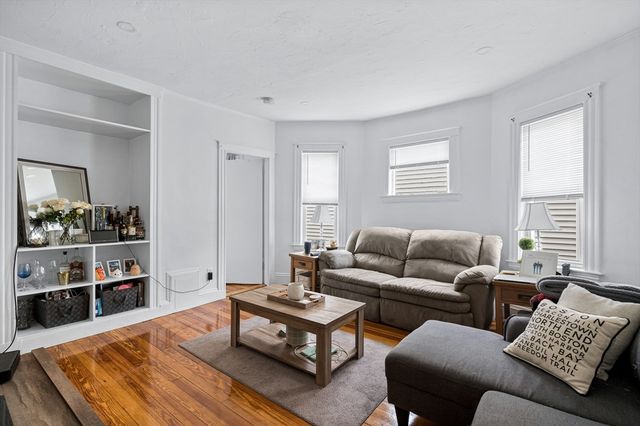7 Hallam Street 3, Boston, MA 02125