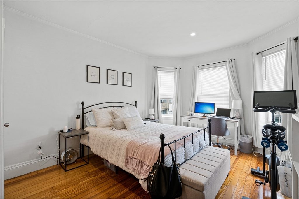 7 Hallam Street 3, Boston, MA 02125