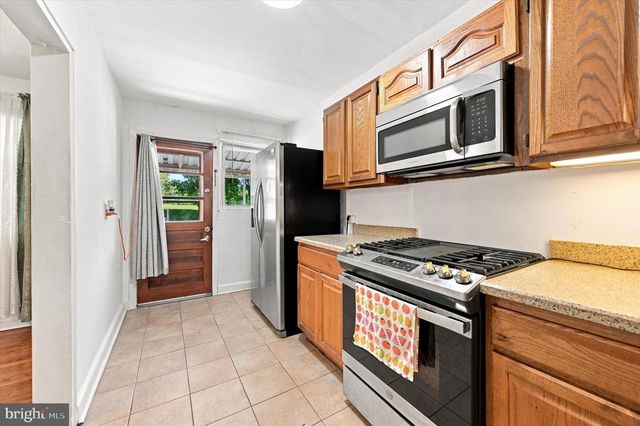 335 E 35TH ST, Wilmington, DE 19802