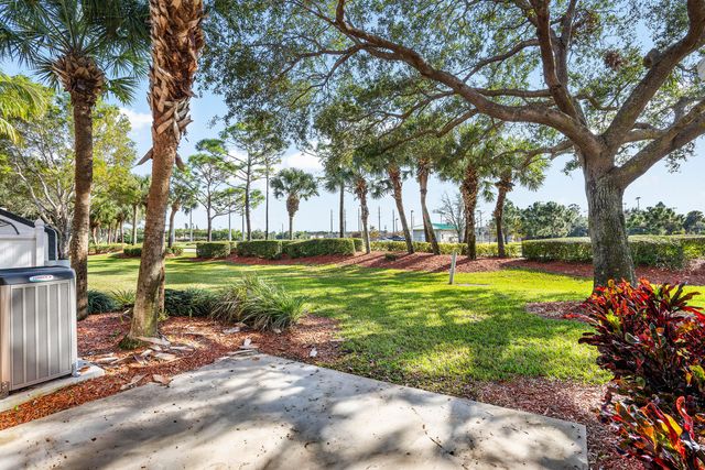 389 River Bluff Lane, Royal Palm Beach, FL 33411