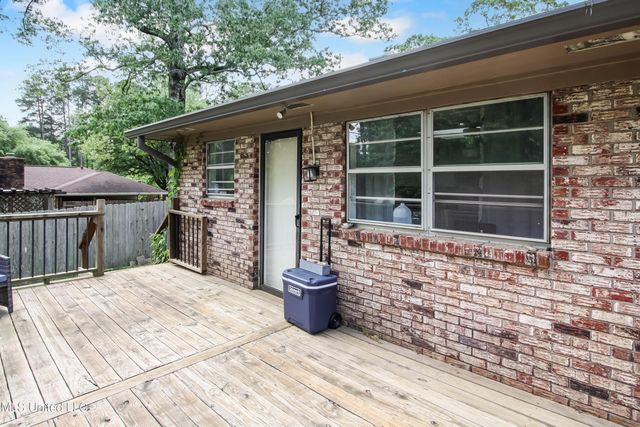 54 Willowbrook Lane, Brandon, MS 39042