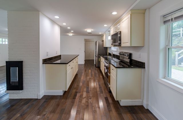 56 Trask Road, Peabody, MA 01960