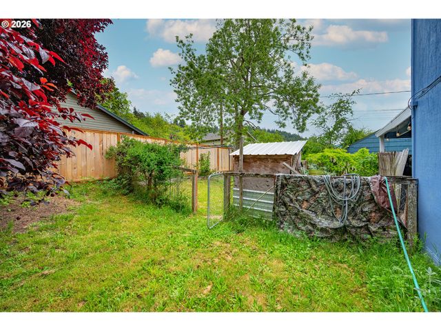 3781 KINCAID St, Eugene, OR 97405
