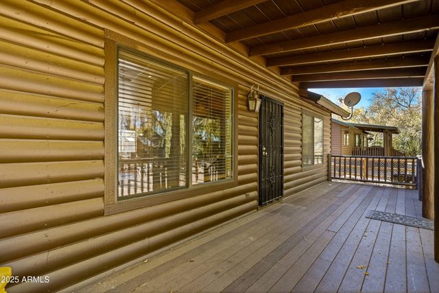 2348 S BUFFALO Loop, Overgaard, AZ 85933