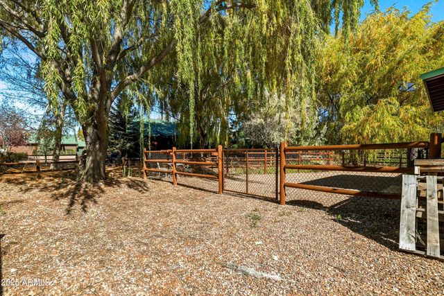 2348 S BUFFALO Loop, Overgaard, AZ 85933