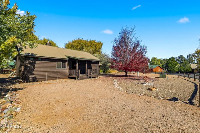 2348 S BUFFALO Loop, Overgaard, AZ 85933