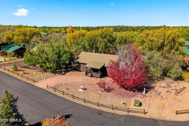 2348 S BUFFALO Loop, Overgaard, AZ 85933