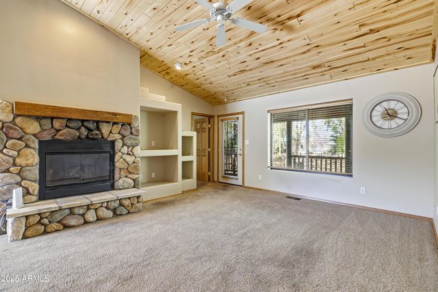 2348 S BUFFALO Loop, Overgaard, AZ 85933