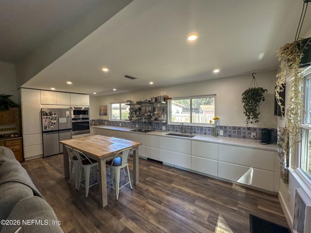 2041 CHELWOOD CT Court, Jacksonville, FL 32233