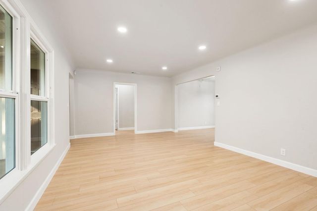 1115 E Cornell Avenue, Fresno, CA 93704