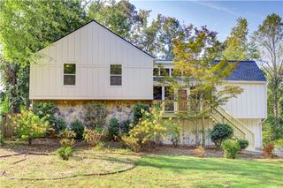 2583 Kingsley NE Drive, Marietta, GA 30062