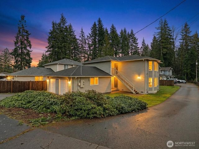 13411 Meadow Rd, Everett, WA 98208