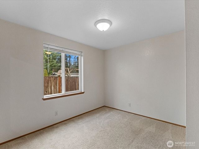 13411 Meadow Rd, Everett, WA 98208