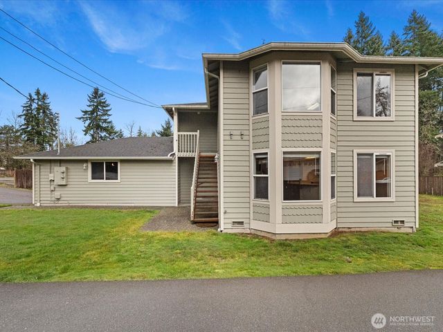 13411 Meadow Rd, Everett, WA 98208