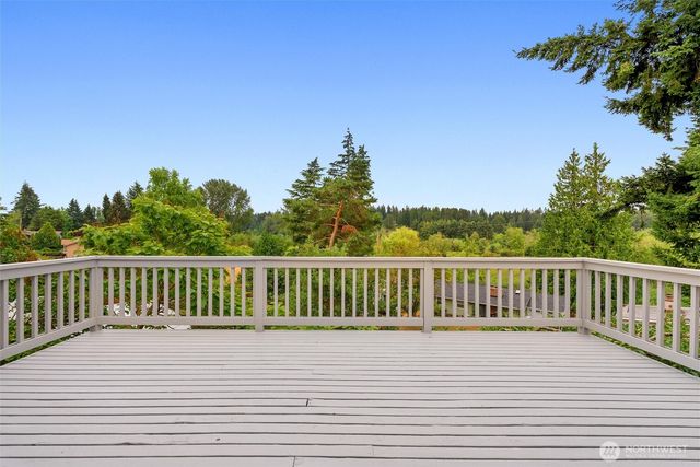 15805 SE 12th Place, Bellevue, WA 98008