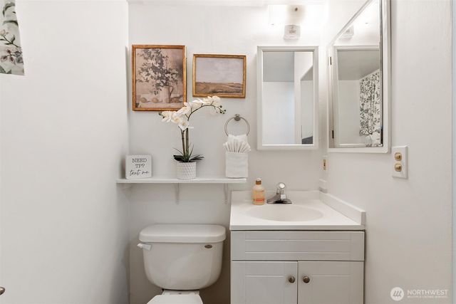 15805 SE 12th Place, Bellevue, WA 98008