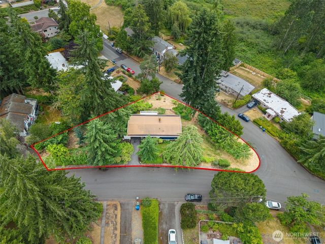 15805 SE 12th Place, Bellevue, WA 98008