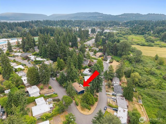 15805 SE 12th Place, Bellevue, WA 98008