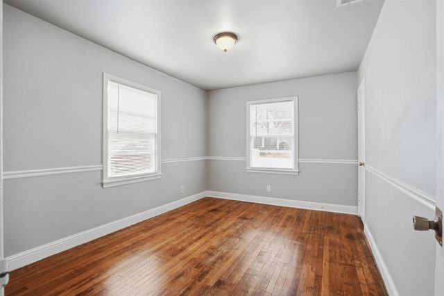 2325 Halbert Street, Fort Worth, TX 76112