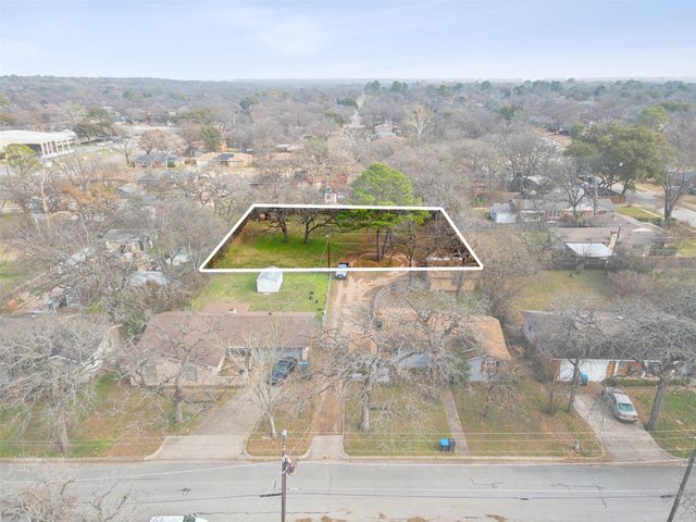 2325 Halbert Street, Fort Worth, TX 76112