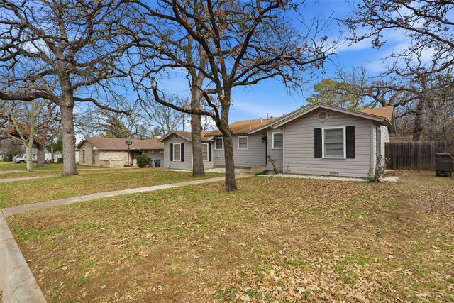 2325 Halbert Street, Fort Worth, TX 76112