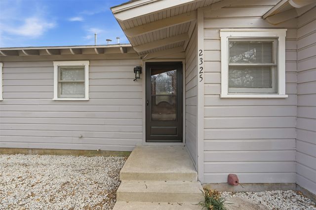 2325 Halbert Street, Fort Worth, TX 76112