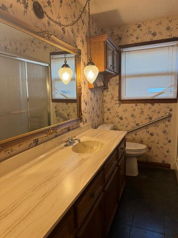 13 Circle Rd, Longview, TX 75604