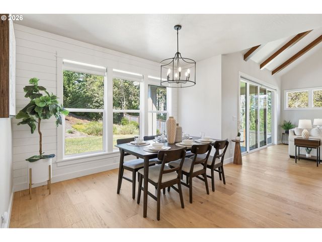 2153 MAJESTIC Pl, Eugene, OR 97403