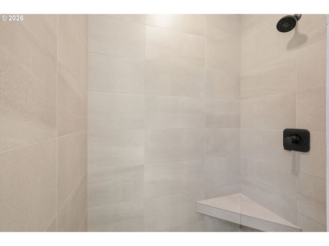 2153 MAJESTIC Pl, Eugene, OR 97403