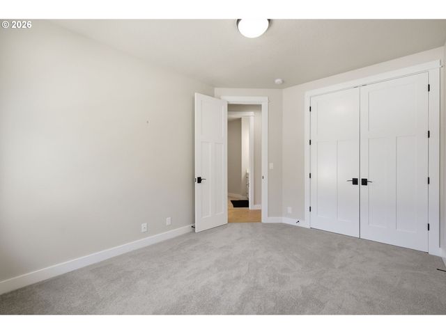 2153 MAJESTIC Pl, Eugene, OR 97403