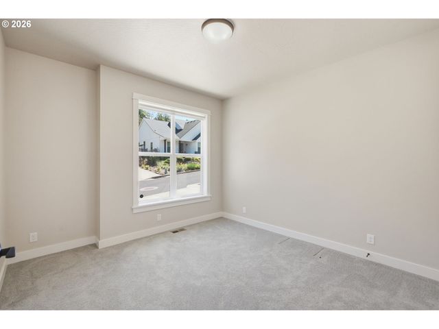 2153 MAJESTIC Pl, Eugene, OR 97403