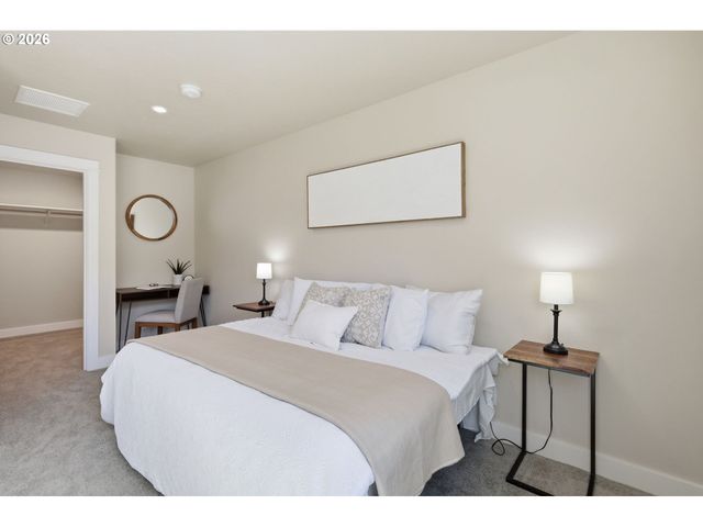 2153 MAJESTIC Pl, Eugene, OR 97403