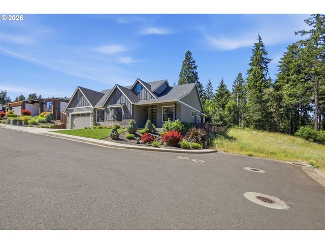2153 MAJESTIC Pl, Eugene, OR 97403