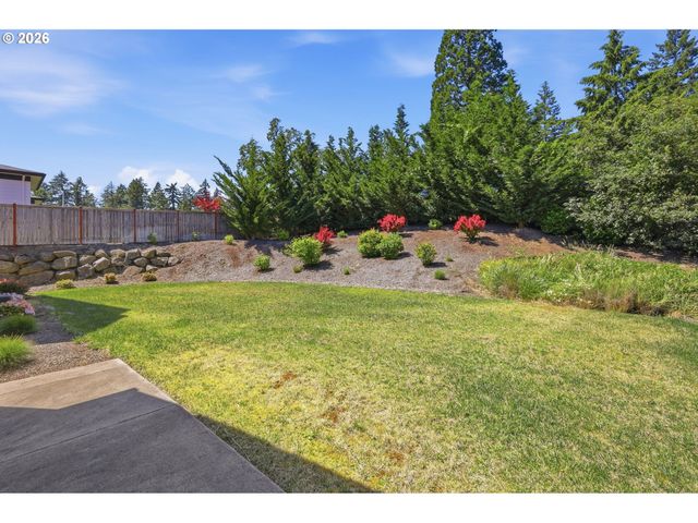2153 MAJESTIC Pl, Eugene, OR 97403