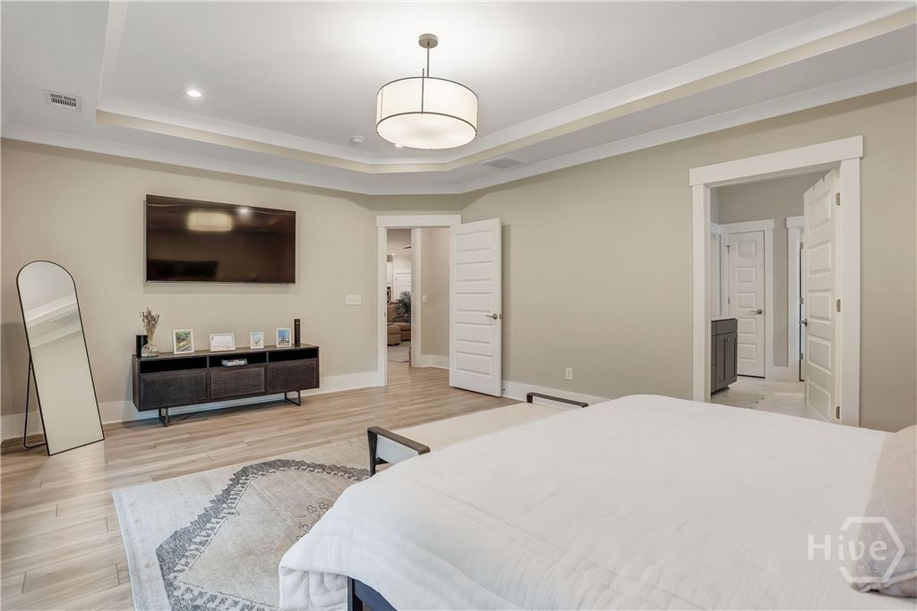 Image 21 of property listing at 458 Mandeville Drive, Richmond Hill, GA 31324