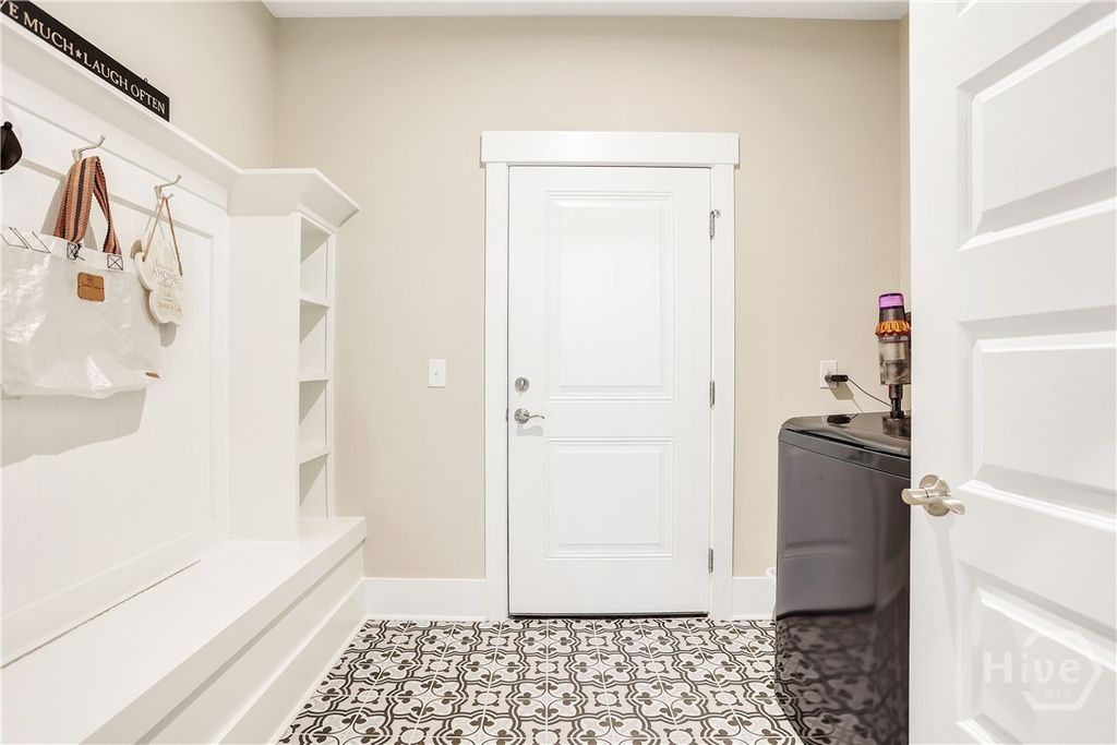 Image 38 of property listing at 458 Mandeville Drive, Richmond Hill, GA 31324