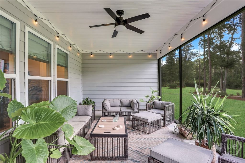 Image 41 of property listing at 458 Mandeville Drive, Richmond Hill, GA 31324