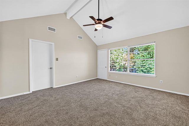 813 Lakeview Drive, Sugar Land, TX 77498